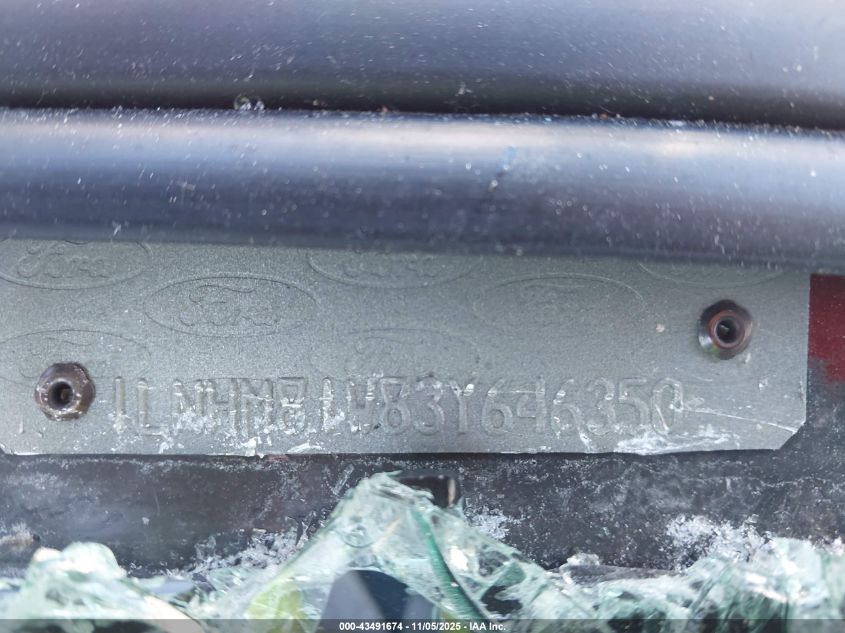 2003 Lincoln Town Car Executive VIN: 1LNHM81W83Y646350 Lot: 43491674