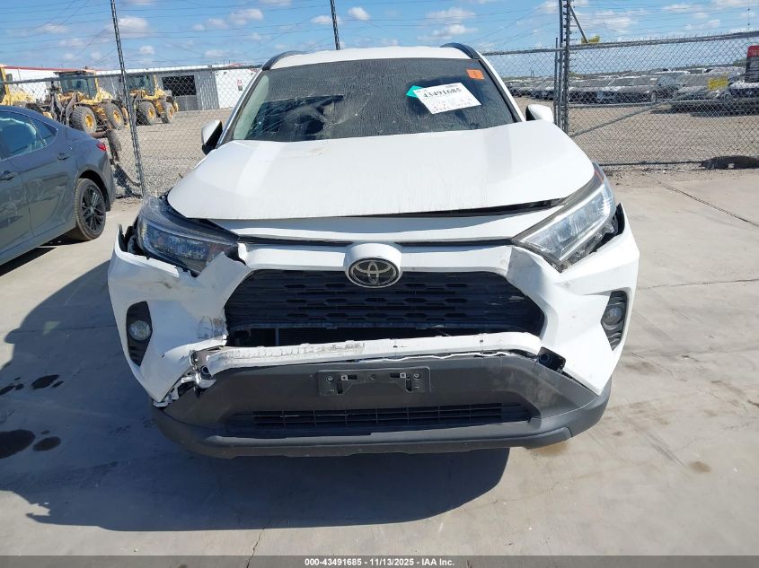 2020 Toyota Rav4 Xle VIN: JTMW1RFV5LD054650 Lot: 43491685