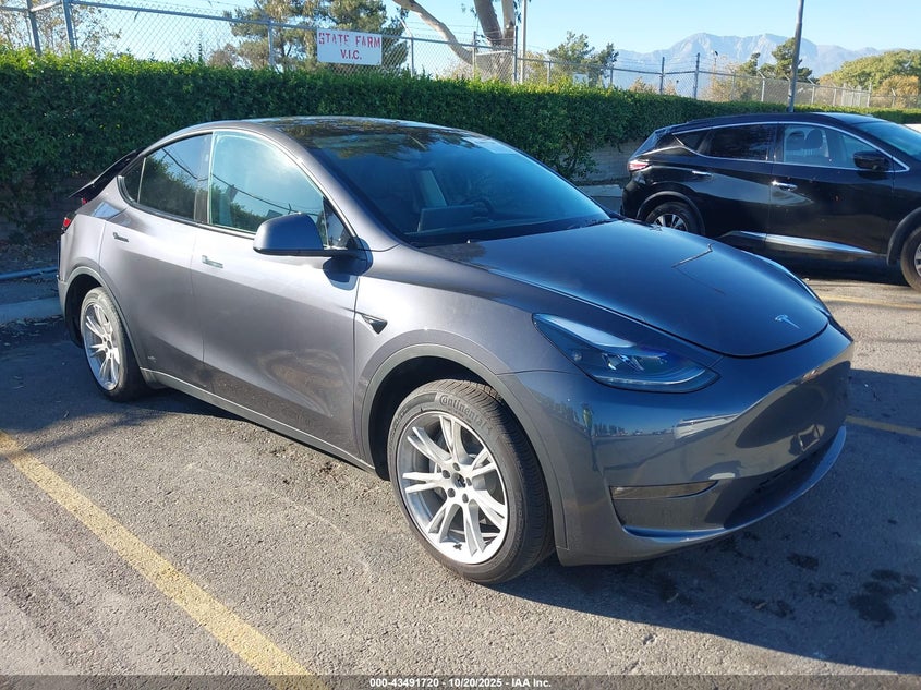 TESLA MODEL Y AWD/LONG RANGE DUAL MOTOR ALL-WHEEL DRIVE