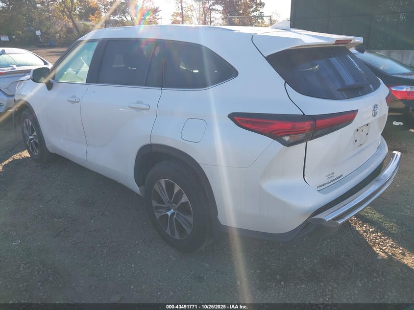 2020 TOYOTA HIGHLANDER XLE 5TDGZRBH0LS510748