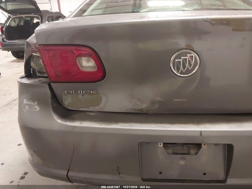 2007 Buick Lucerne Cx VIN: 1G4HP57297U211814 Lot: 43491867