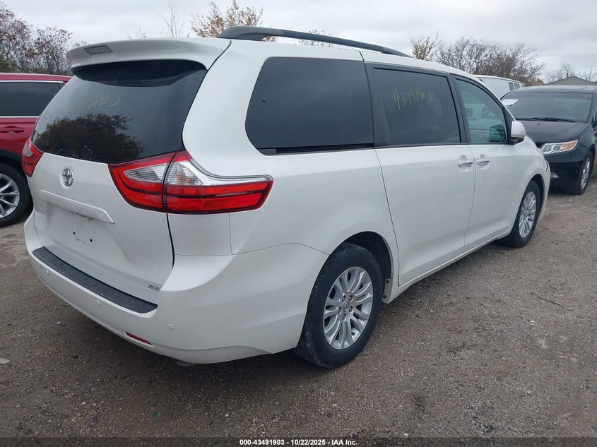 VIN 5TDYZ3DCXHS894645 2017 TOYOTA SIENNA XLE 8 PASSENGER