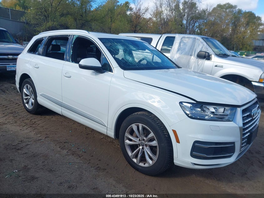 AUDI Q7 45 SE PREMIUM/PREMIUM PLUS