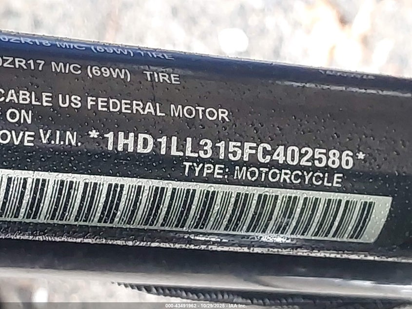 2015 Harley-Davidson Xl1200 T VIN: 1HD1LL315FC402586 Lot: 43491962