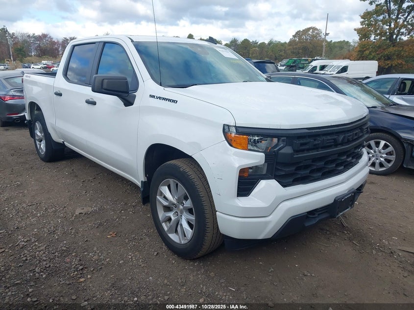 CHEVROLET SILVERADO 1500 4WD SHORT BED CUSTOM