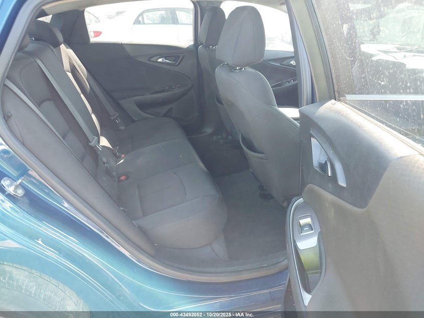 2019 CHEVROLET MALIBU 1LS 1G1ZB5ST3KF188303