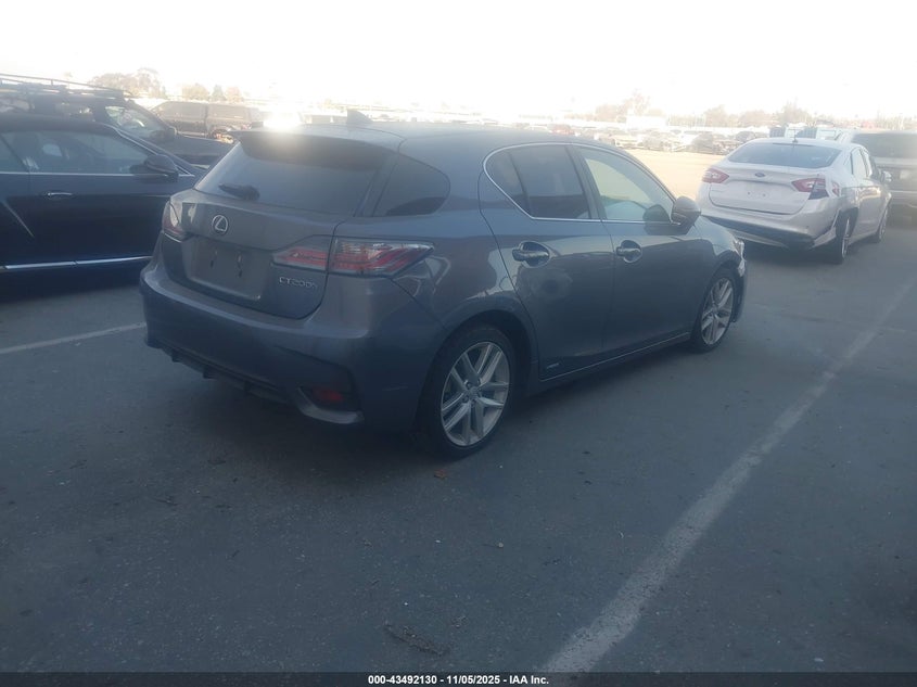 Vin: jthkd5bh8f2227431, lot: 43987088, lexus ct 200h 20154
