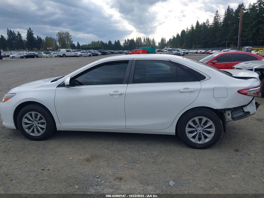2017 TOYOTA CAMRY LE 4T1BF1FK3HU786298