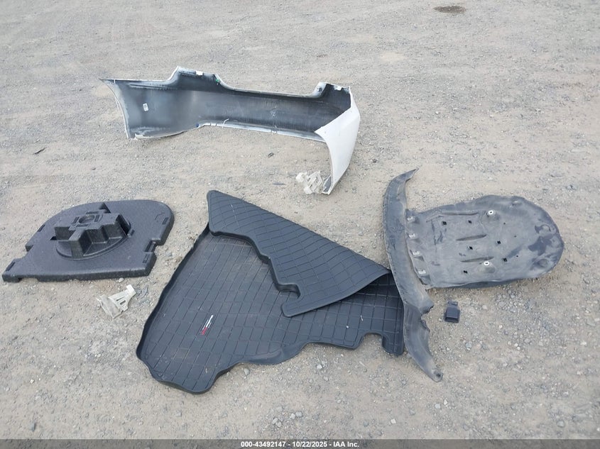 2017 TOYOTA CAMRY LE 4T1BF1FK3HU786298