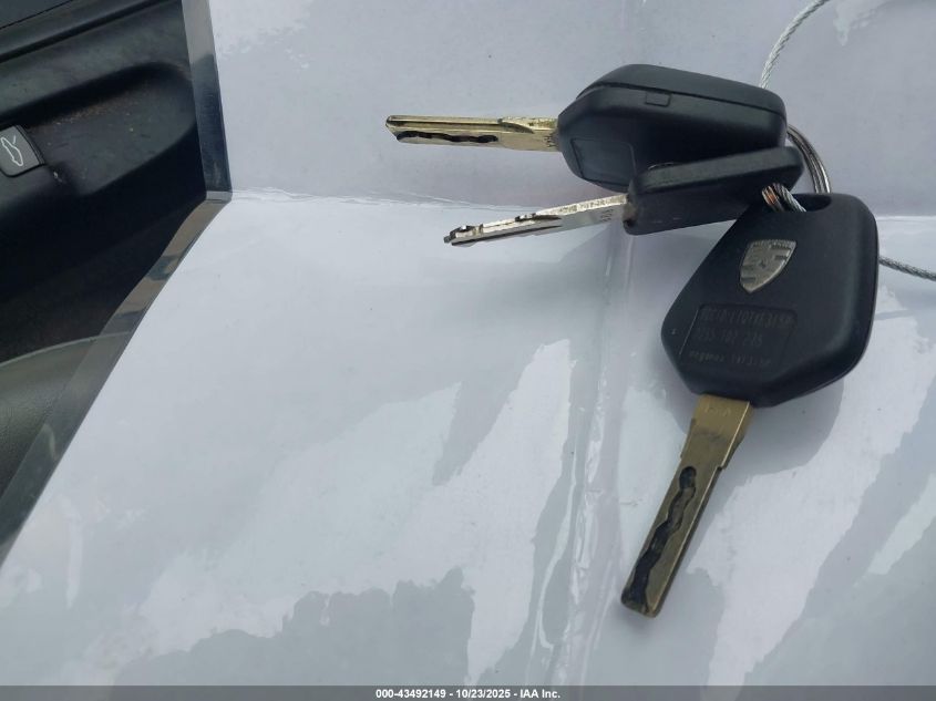 2001 Porsche Boxster S VIN: WP0CB29801U661422 Lot: 43492149