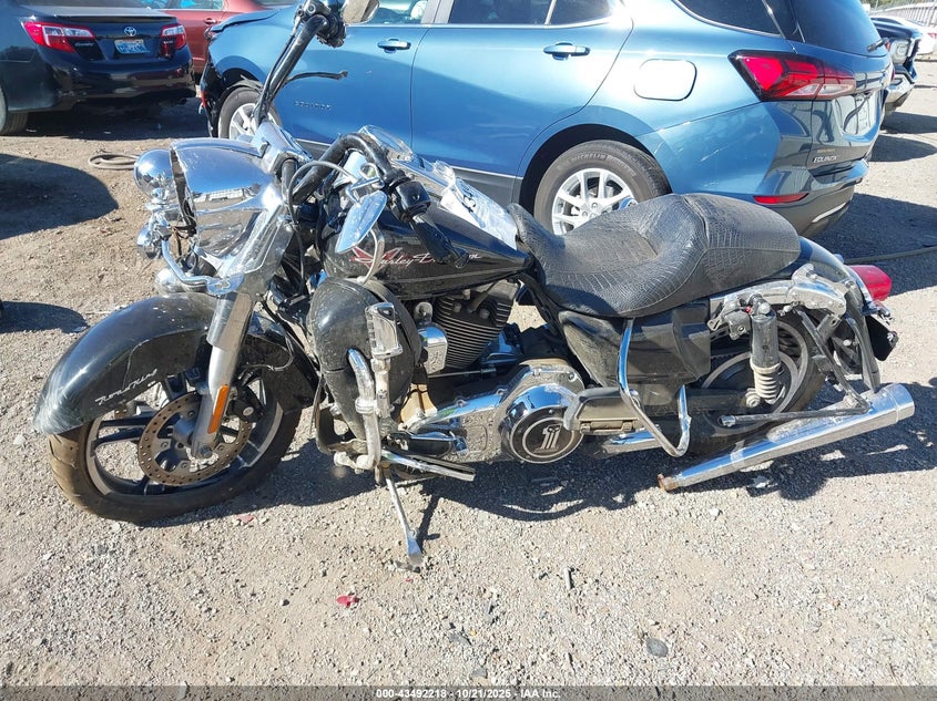 2011 Harley-Davidson Flhr VIN: 1HD1FB41XBB674406 Lot: 43492218