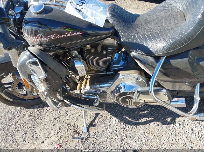 2011 Harley-Davidson Flhr VIN: 1HD1FB41XBB674406 Lot: 43492218