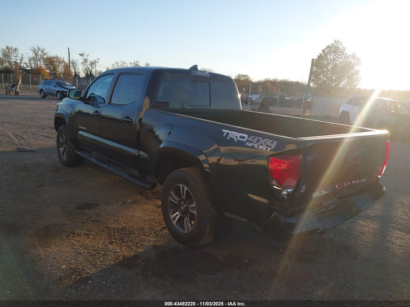 3TMDZ5BN9HM024156 2017 TOYOTA TACOMA photo no. 3