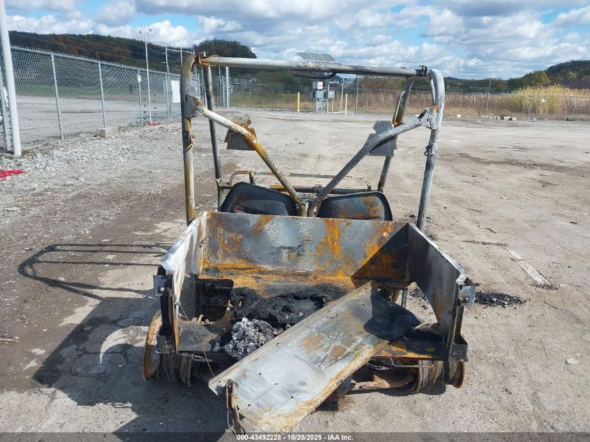 2005 Yamaha Yxr660 F VIN: 5Y4AM06YX5A008556 Lot: 43492228