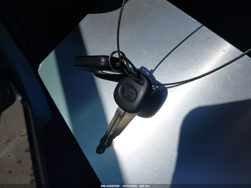 4T1BF32K44U066682 2004 TOYOTA CAMRY photo no. 11