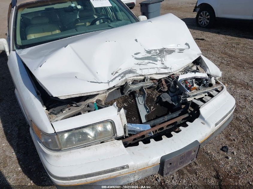 1997 Lincoln Town Car Signature VIN: 1LNLM82W7VY743311 Lot: 43492381