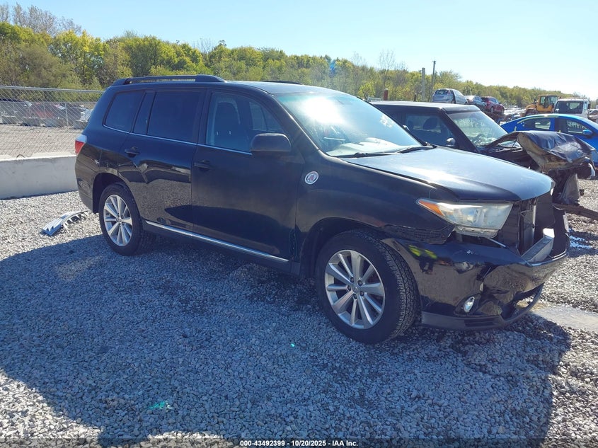 TOYOTA HIGHLANDER SE V6