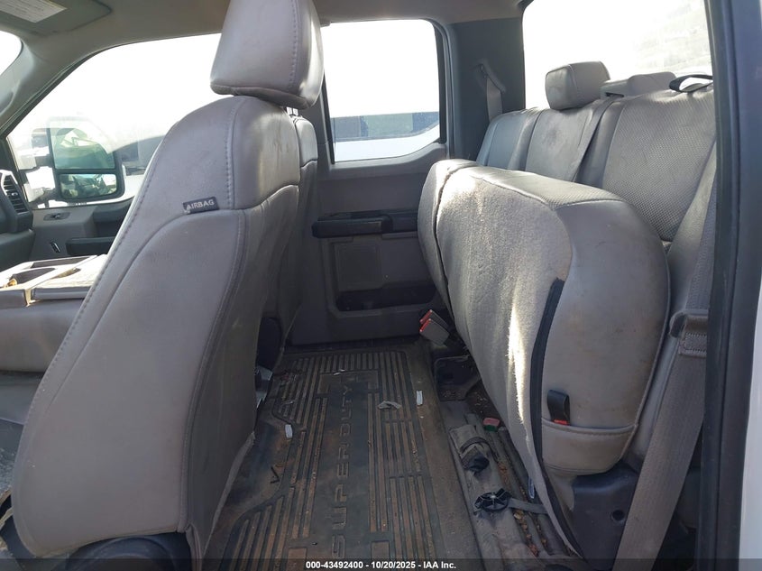 1FD8X3GT3KEC15244 2019 FORD F350 photo no. 6