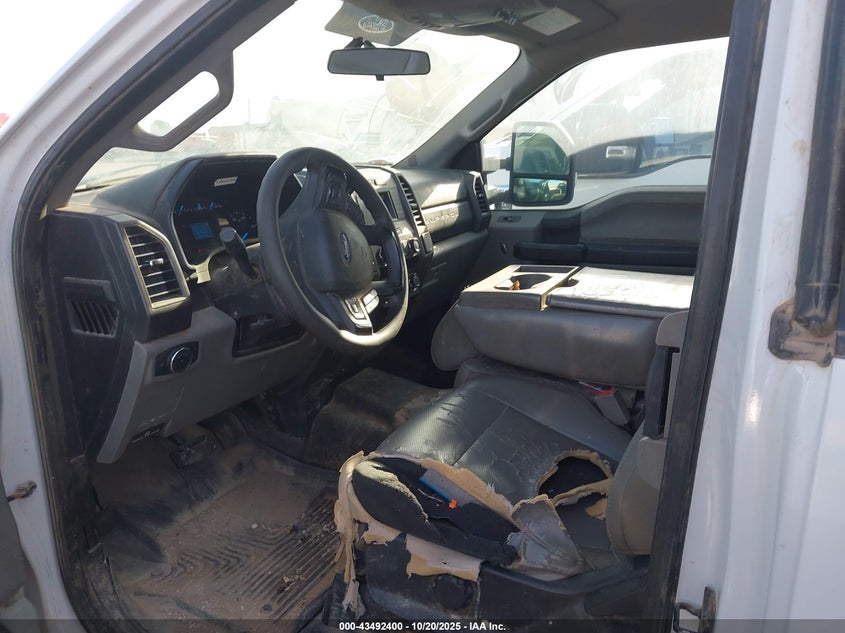 1FD8X3GT3KEC15244 2019 FORD F350 photo no. 7