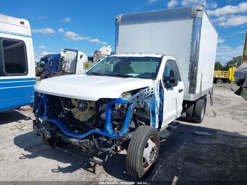 2023 Ford F-450 Chassis Xl