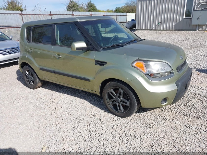 KIA SOUL +