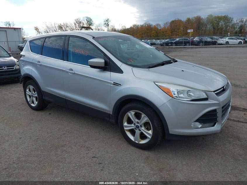 2016 FORD ESCAPE SE - 1FMCU9GXXGUB28592