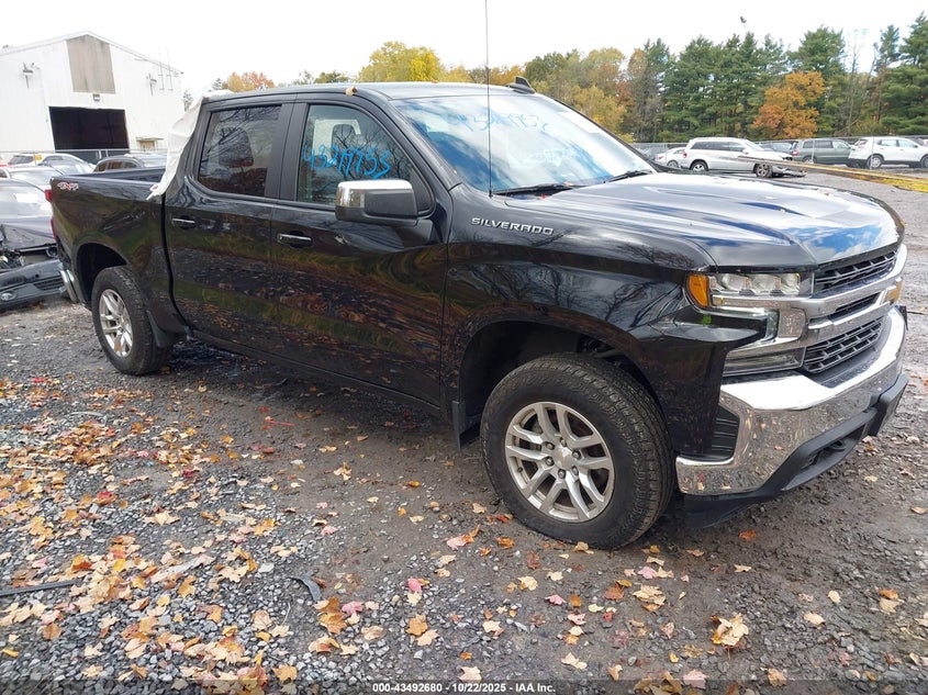 CHEVROLET SILVERADO 1500 4WD SHORT BED LT WITH 2FL