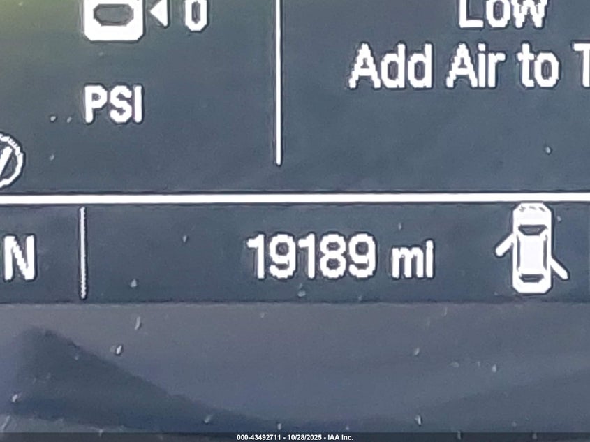 2021 Chevrolet Trax Awd Lt VIN: KL7CJPSB0MB304017 Lot: 43492711