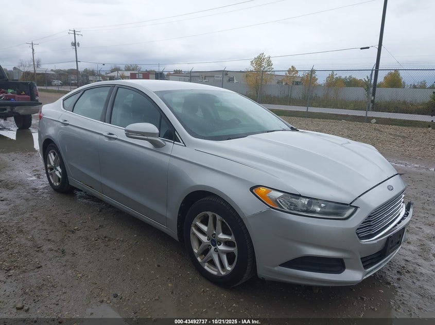 FORD FUSION SE