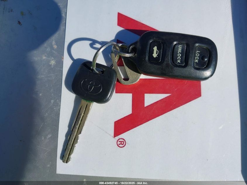 2004 Toyota Camry Le VIN: 4T1BE32K14U264008 Lot: 43492745