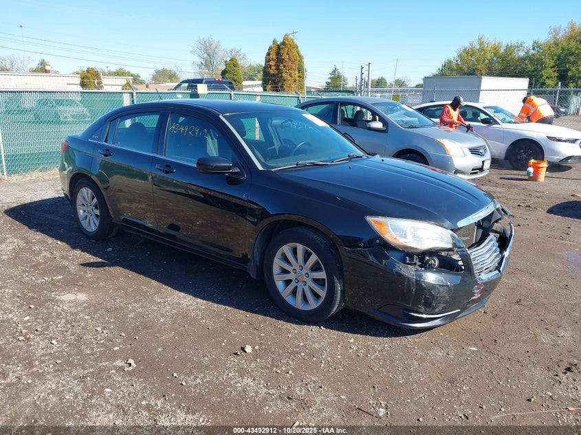 CHRYSLER 200 TOURING