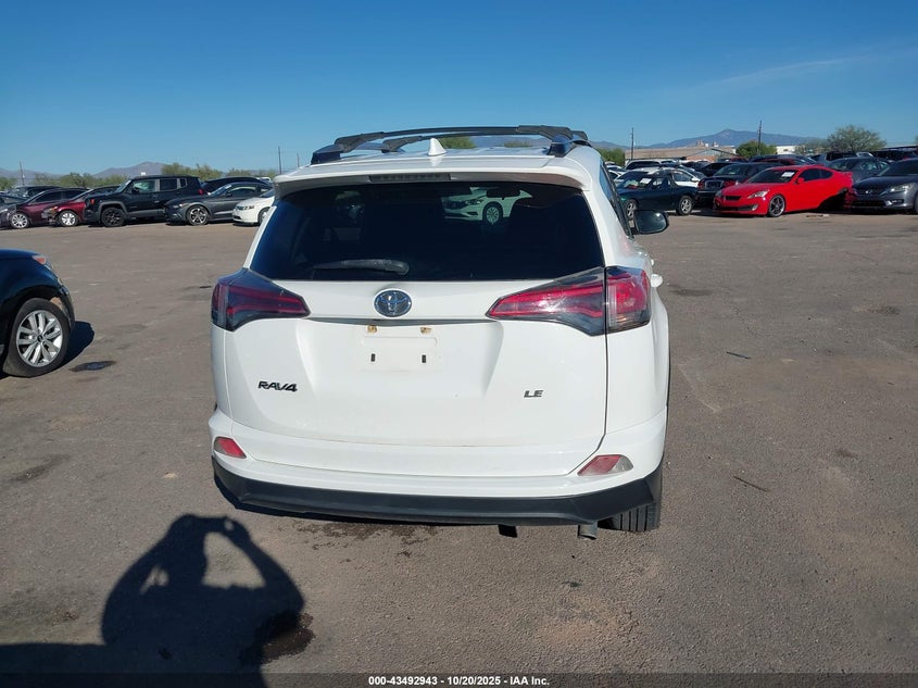 2018 TOYOTA RAV4 LE JTMZFREV6JJ728965
