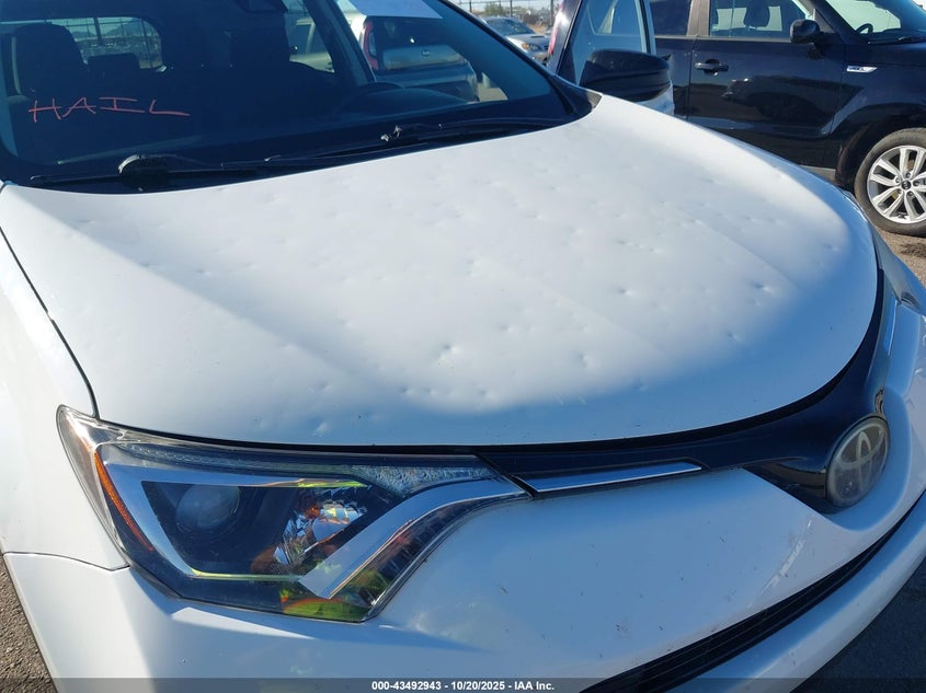 2018 TOYOTA RAV4 LE JTMZFREV6JJ728965