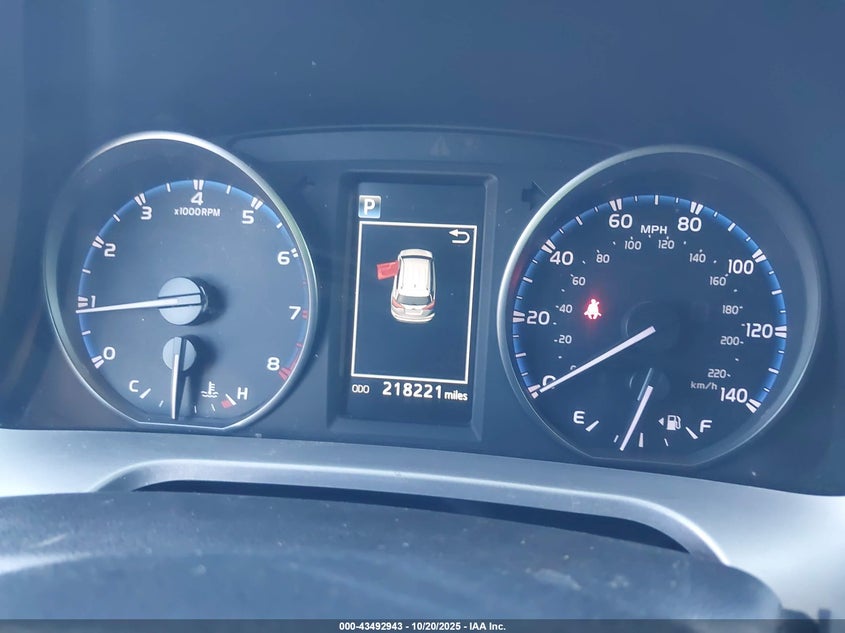 2018 TOYOTA RAV4 LE JTMZFREV6JJ728965