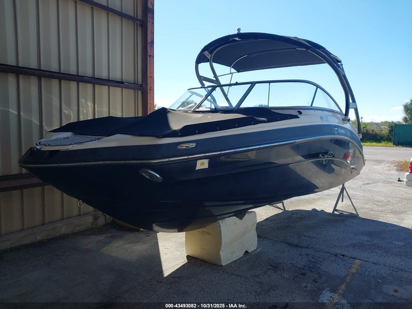 YAMCO192J213 2013 YAMAHA  photo no. 2