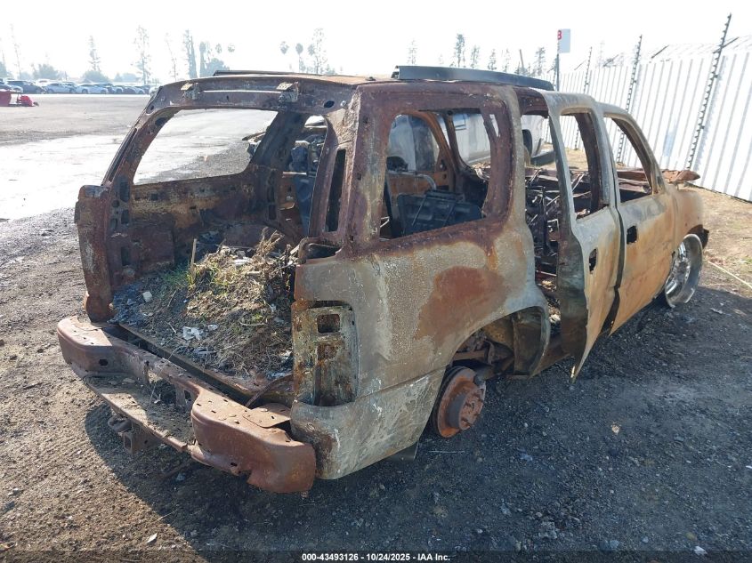 1GYEK63N22R189995 2002 CADILLAC ESCALADE photo no. 4