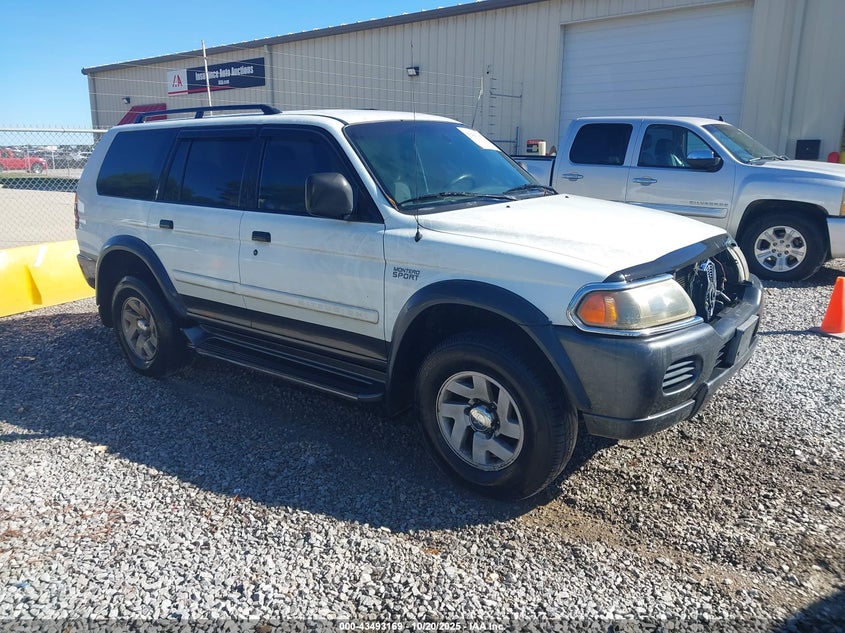 2001 Mitsubishi Montero Sport Xls