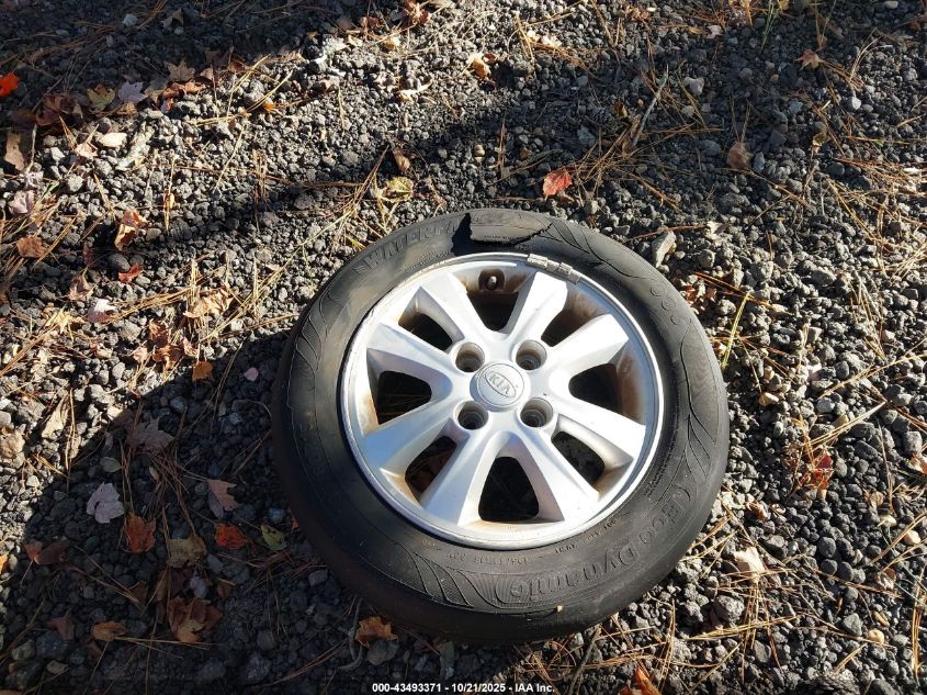 2009 Kia Spectra Ex VIN: KNAFE221895600937 Lot: 43493371