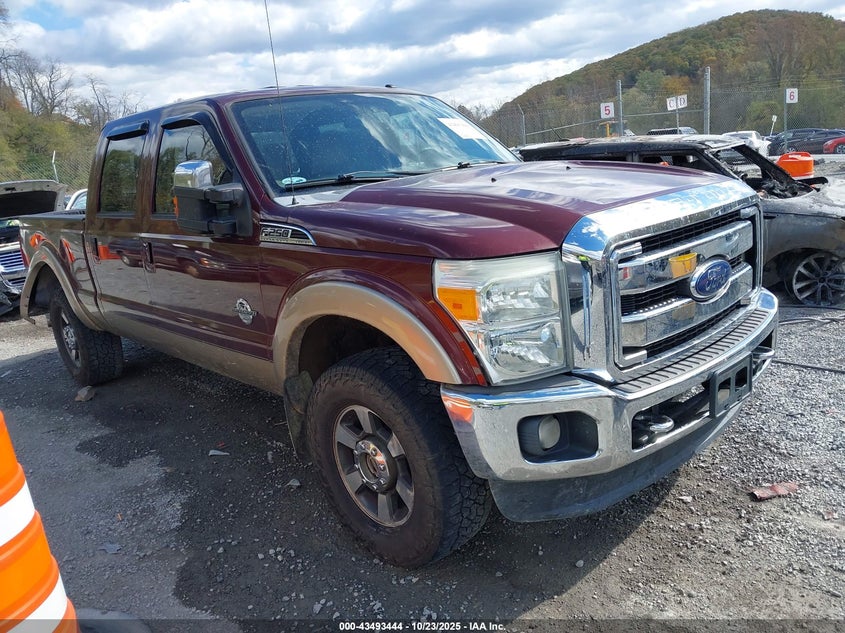 FORD F-250 LARIAT