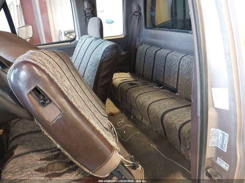 1992 Ford F250 VIN: 1FTHX26G7NKB98540 Lot: 43493481