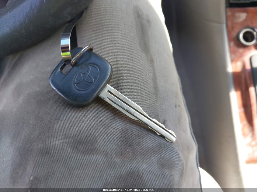 2004 Toyota Corolla Le VIN: 2T1BR32E74C203861 Lot: 43493516