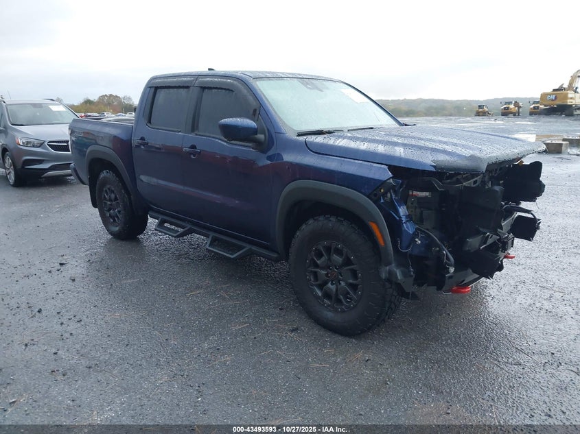 NISSAN FRONTIER PRO-4X 4X4