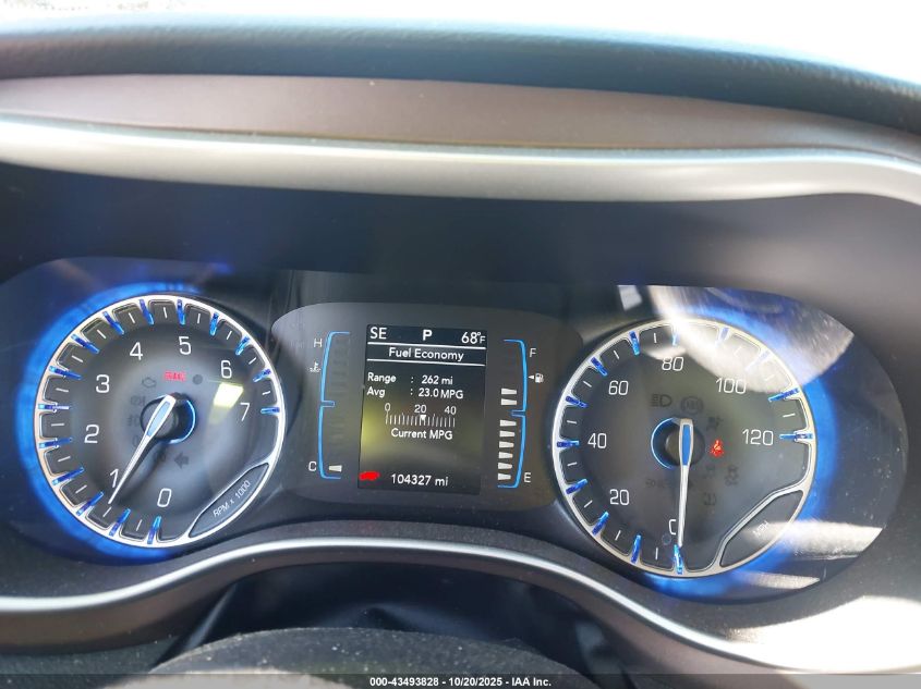 2017 Chrysler Pacifica Touring-L VIN: 2C4RC1BGXHR835894 Lot: 43493828