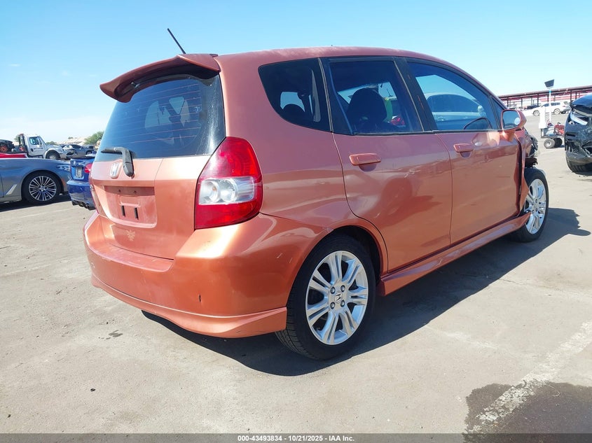 JHMGD38618S023220 2008 HONDA FIT photo no. 4