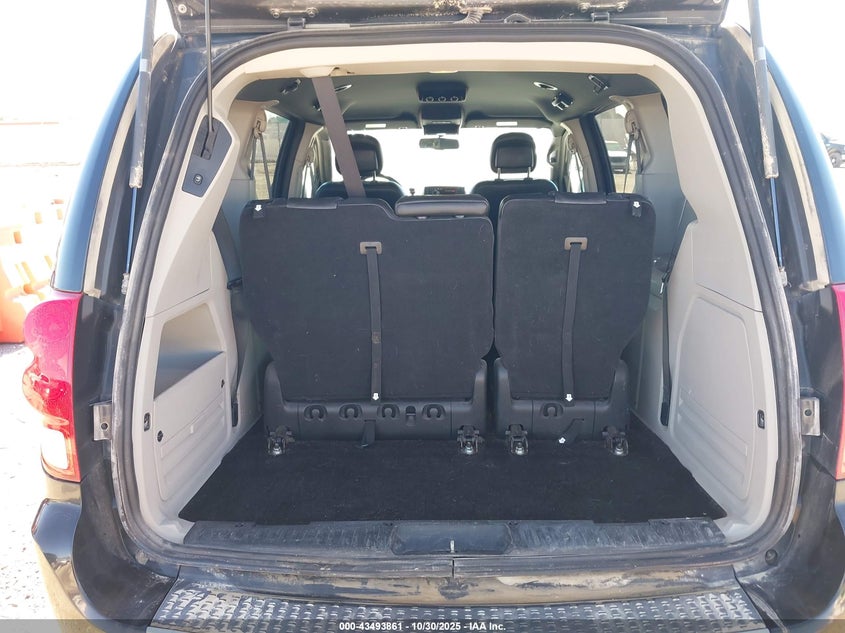 2017 Dodge Grand Caravan Sxt VIN: 2C4RDGCGXHR774352 Lot: 43493861