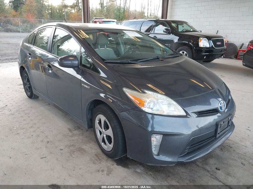 TOYOTA PRIUS THREE