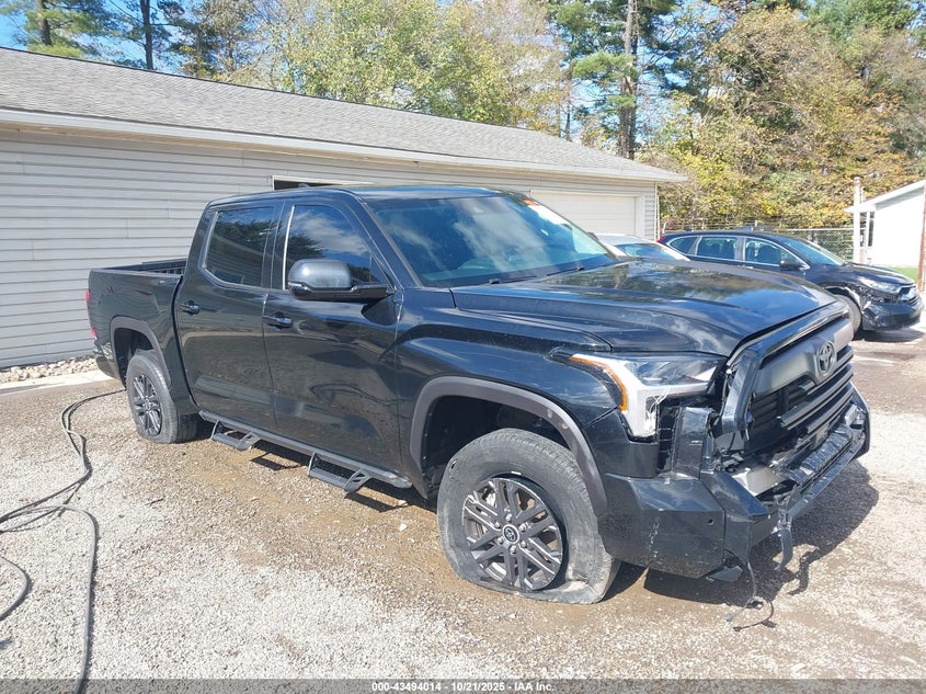 TOYOTA TUNDRA SR5