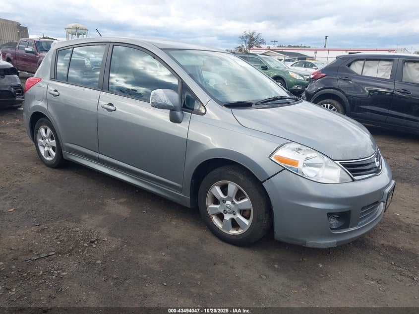 NISSAN VERSA 1.8SL