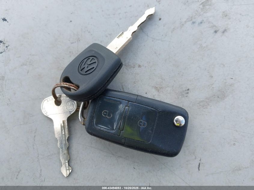 2003 Volkswagen Eurovan Mv VIN: WV2MB47033H024695 Lot: 43494053