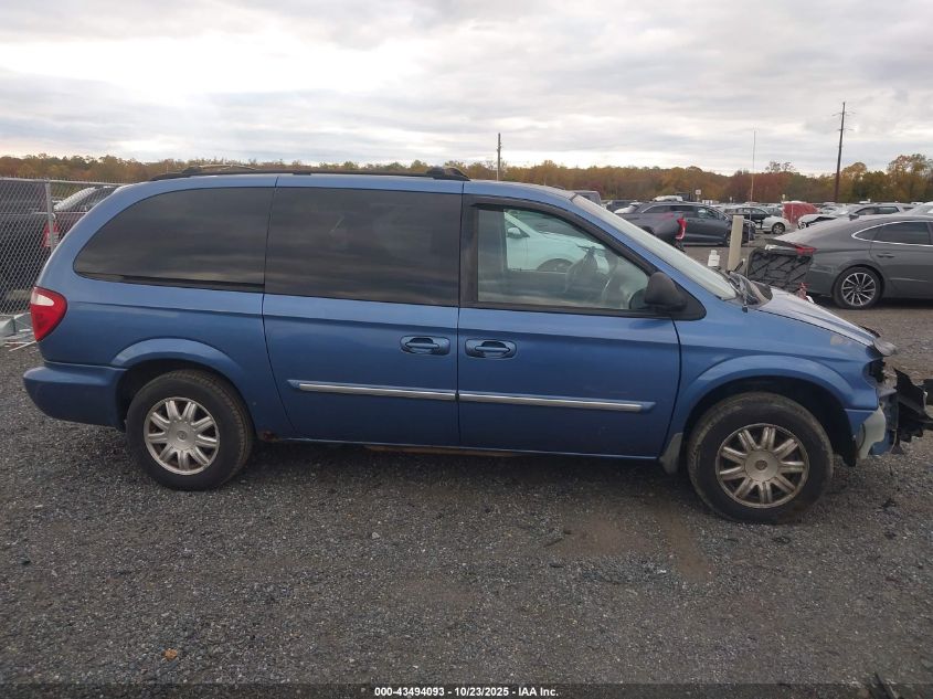 2007 Chrysler Town & Country Touring VIN: 2A4GP54LX7R157590 Lot: 43494093